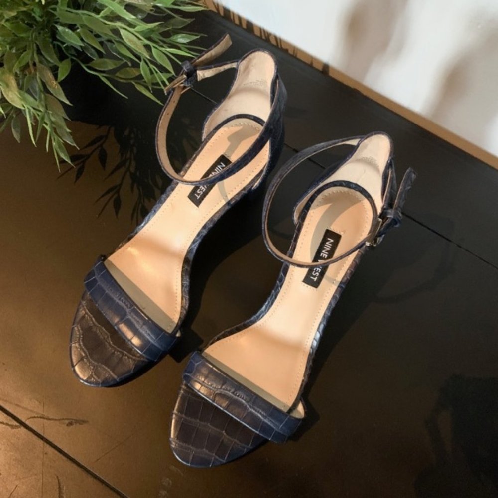 NINE WEST Dark Blue Texture Ankle Strap Block Heel Sandals - Picture 3 of 5